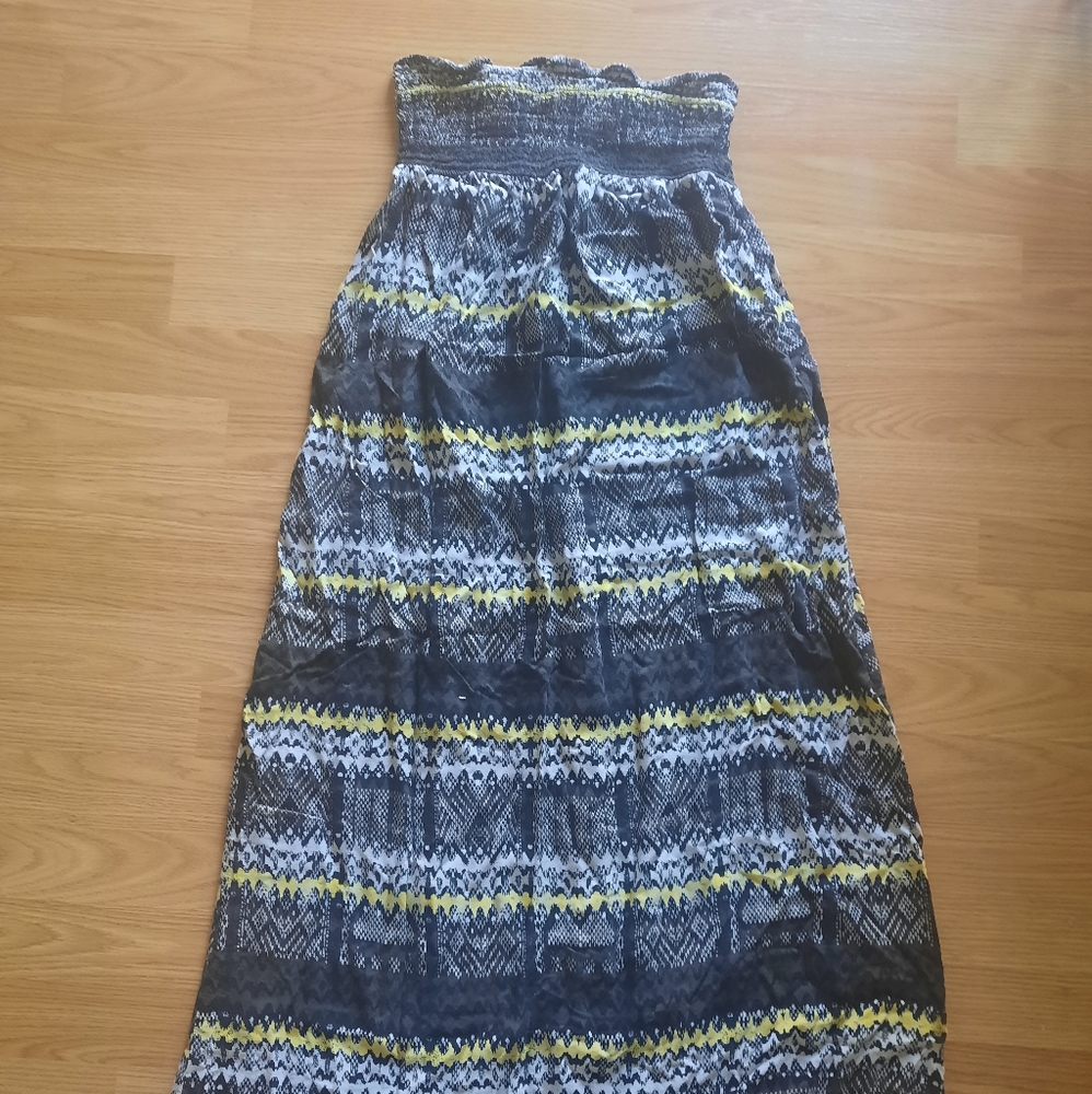 Dress‎